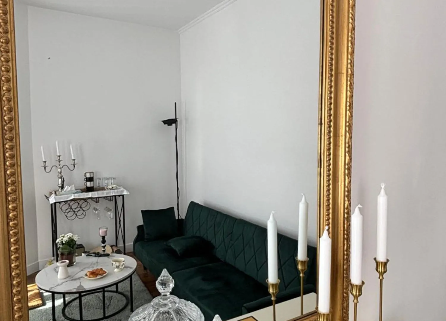 White Paris Apartment